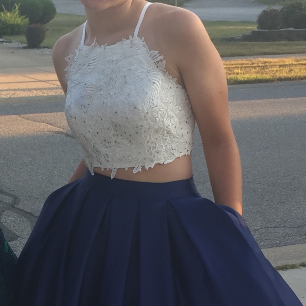 Dave and Johnny 2-Piece Formal/Homecoming Dress!